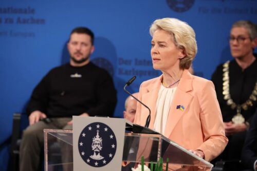 Kommissionspräsidentin von der Leyen bei Verleihung des Karlspreises an Wolodymyr Selenskyj und das ukrainische Volk: „Inspiration für uns alle“